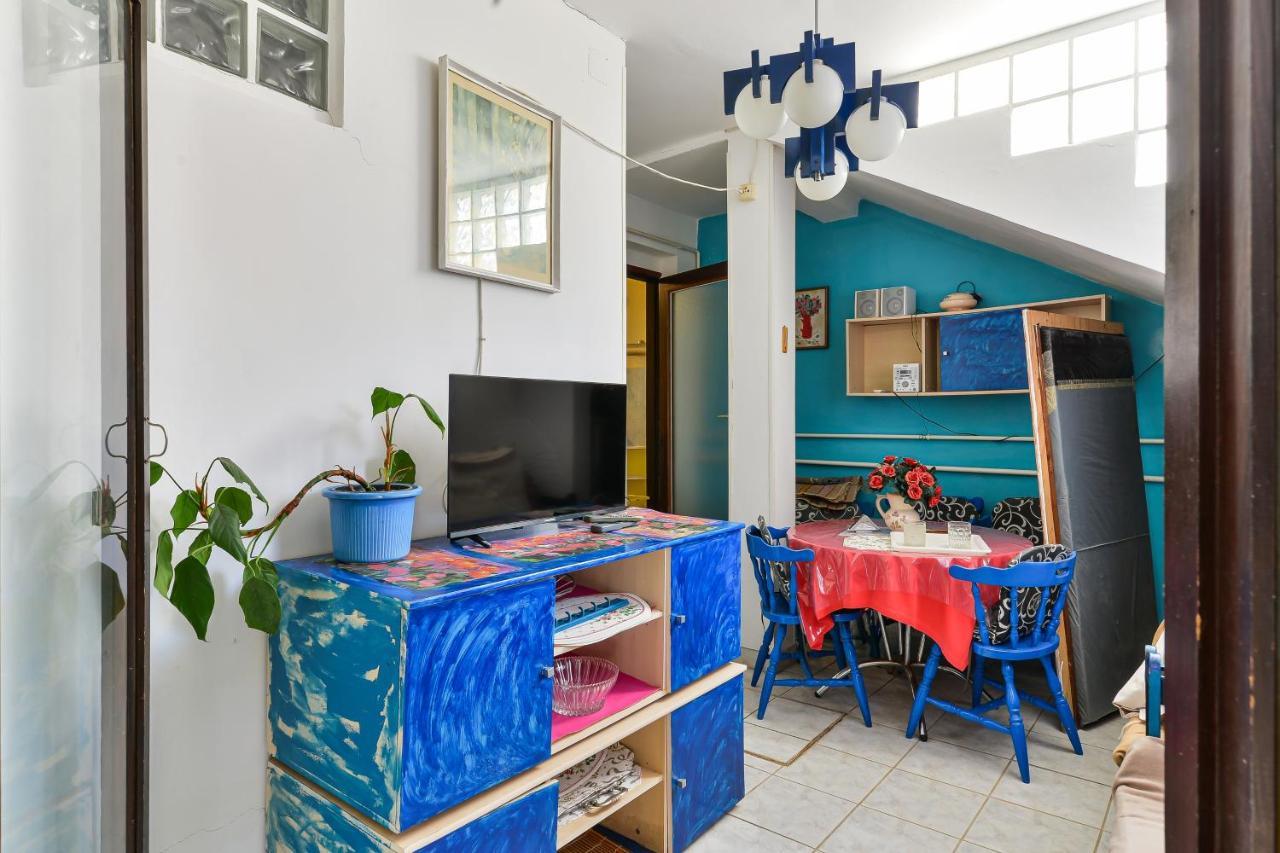 With A Parking Space - Torovi - - Pedinka, - 294